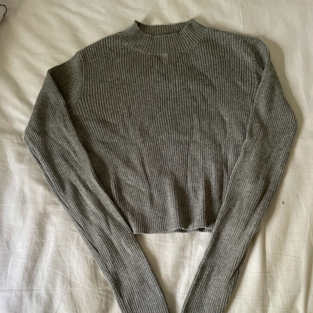 gray brandy melville mockneck